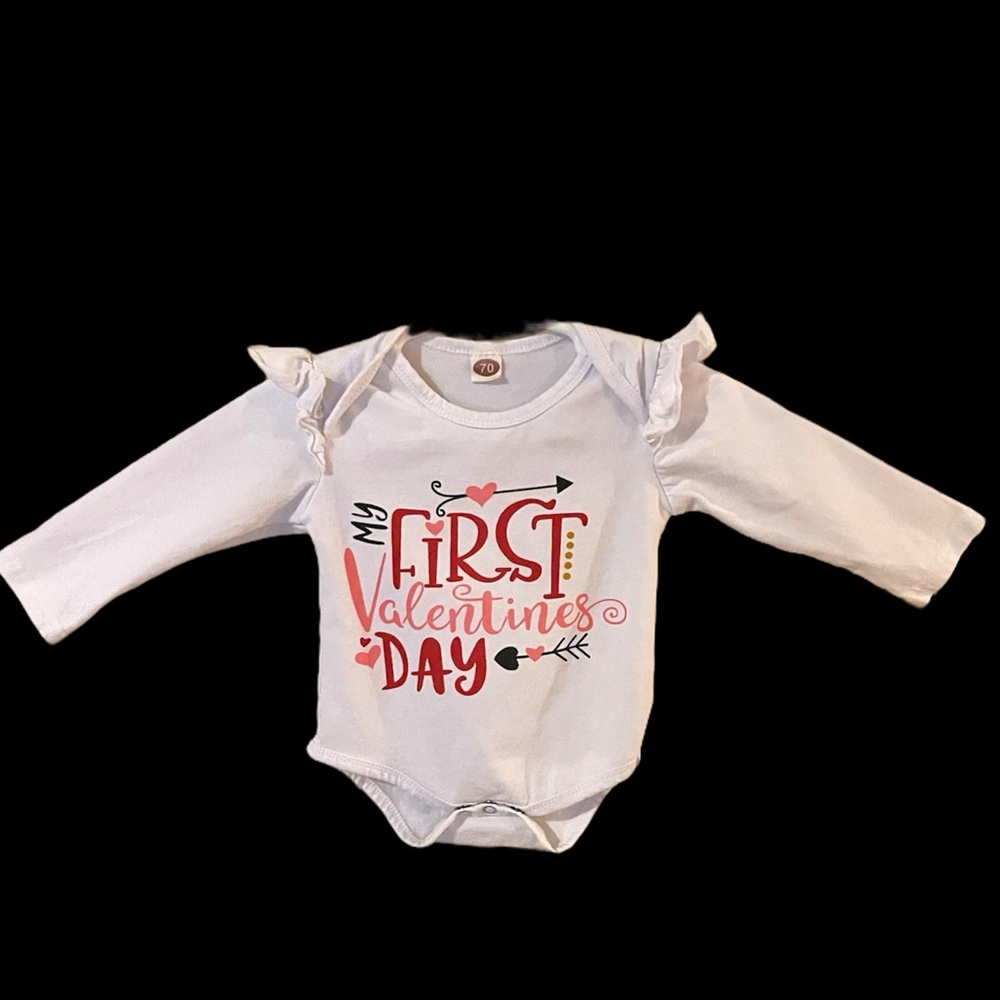 ** 2 for $20** First Valentine’s Day long sleeve onesie. Size 70 (6-12 month)